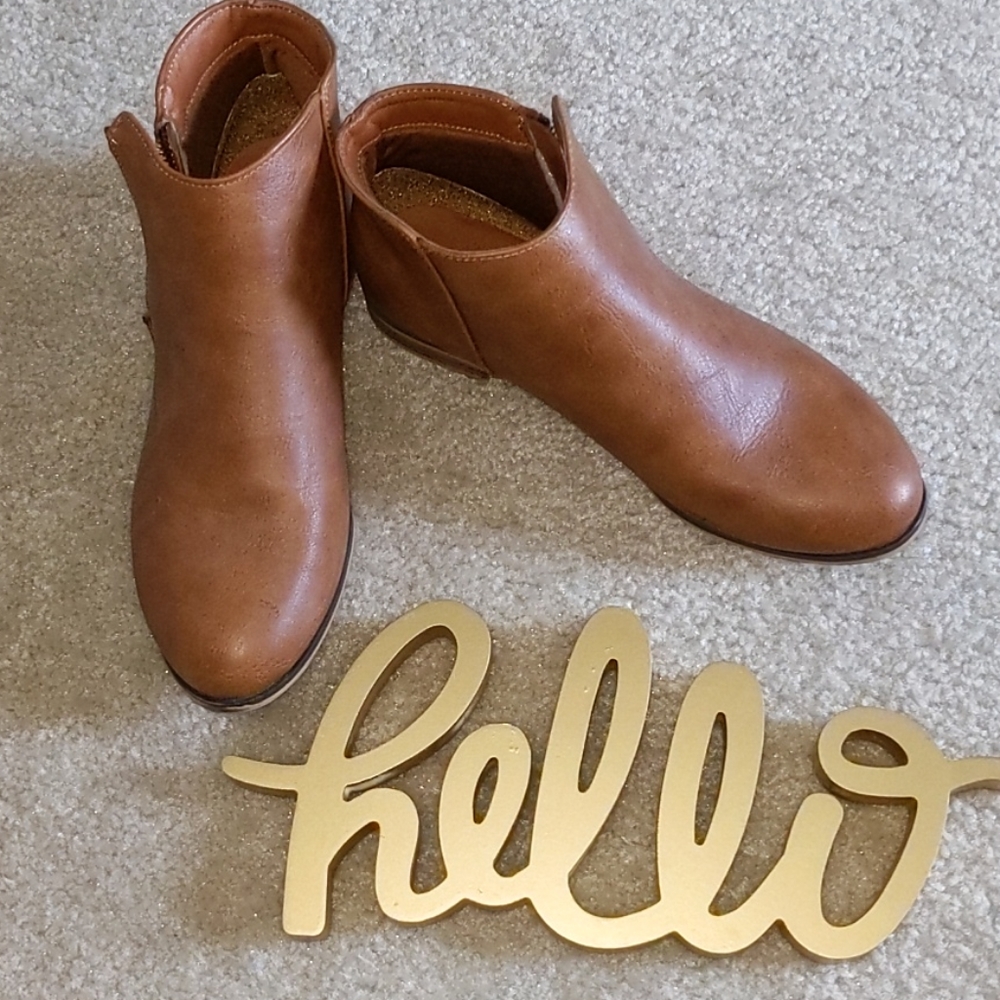 Cat & Jack ankle boots